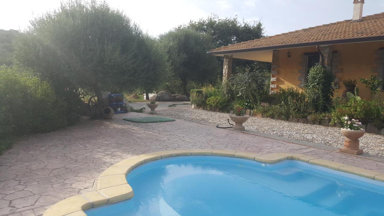 B&B Casa Vacanza Centro Sardegna Sorgono Exteriör bild