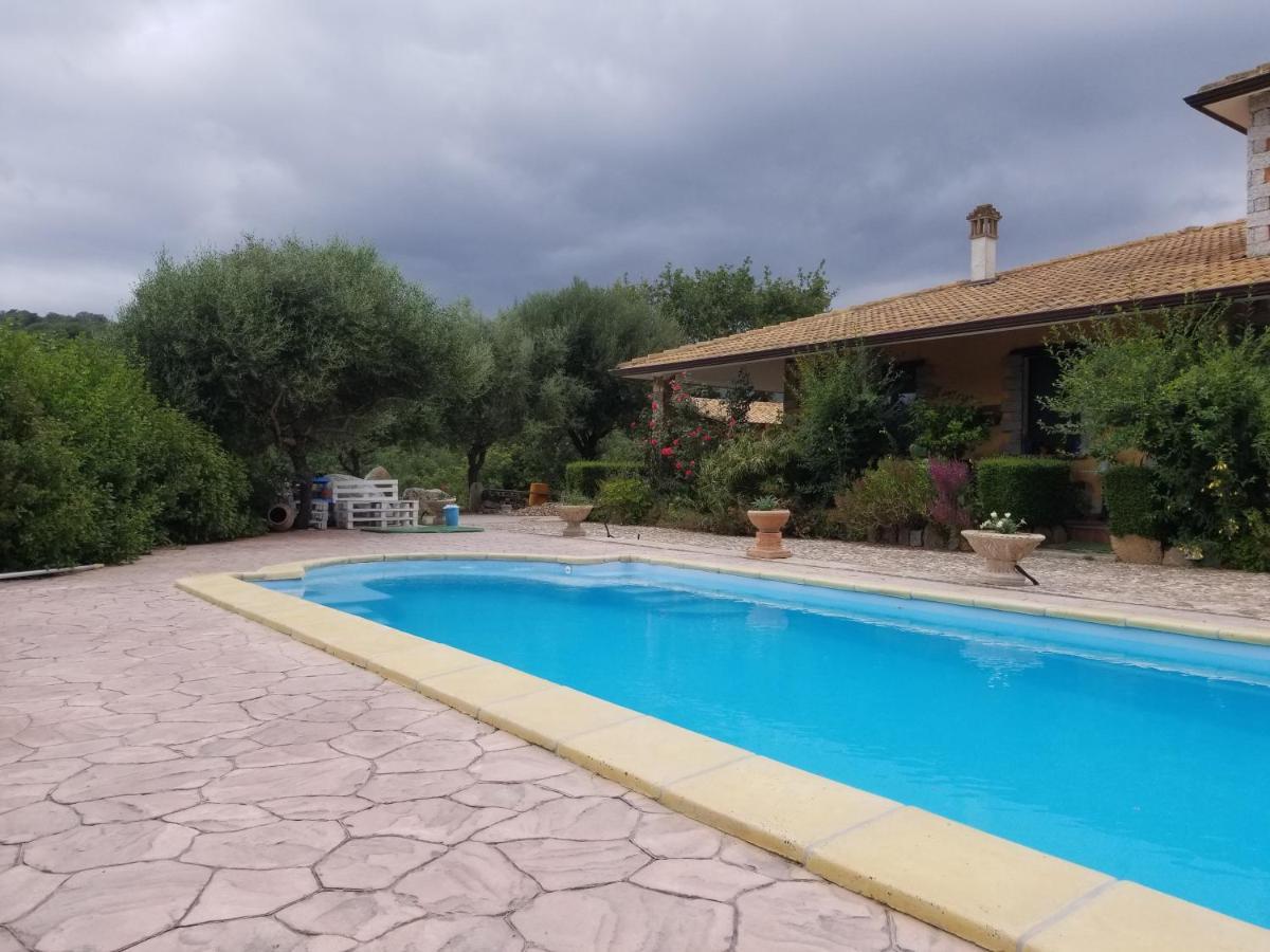 B&B Casa Vacanza Centro Sardegna Sorgono Rum bild